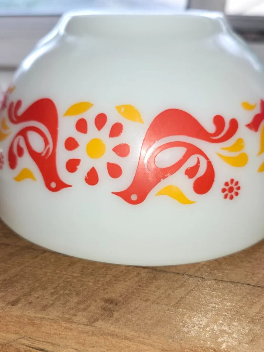 Pyrex friendship pattern various sizes and towel
